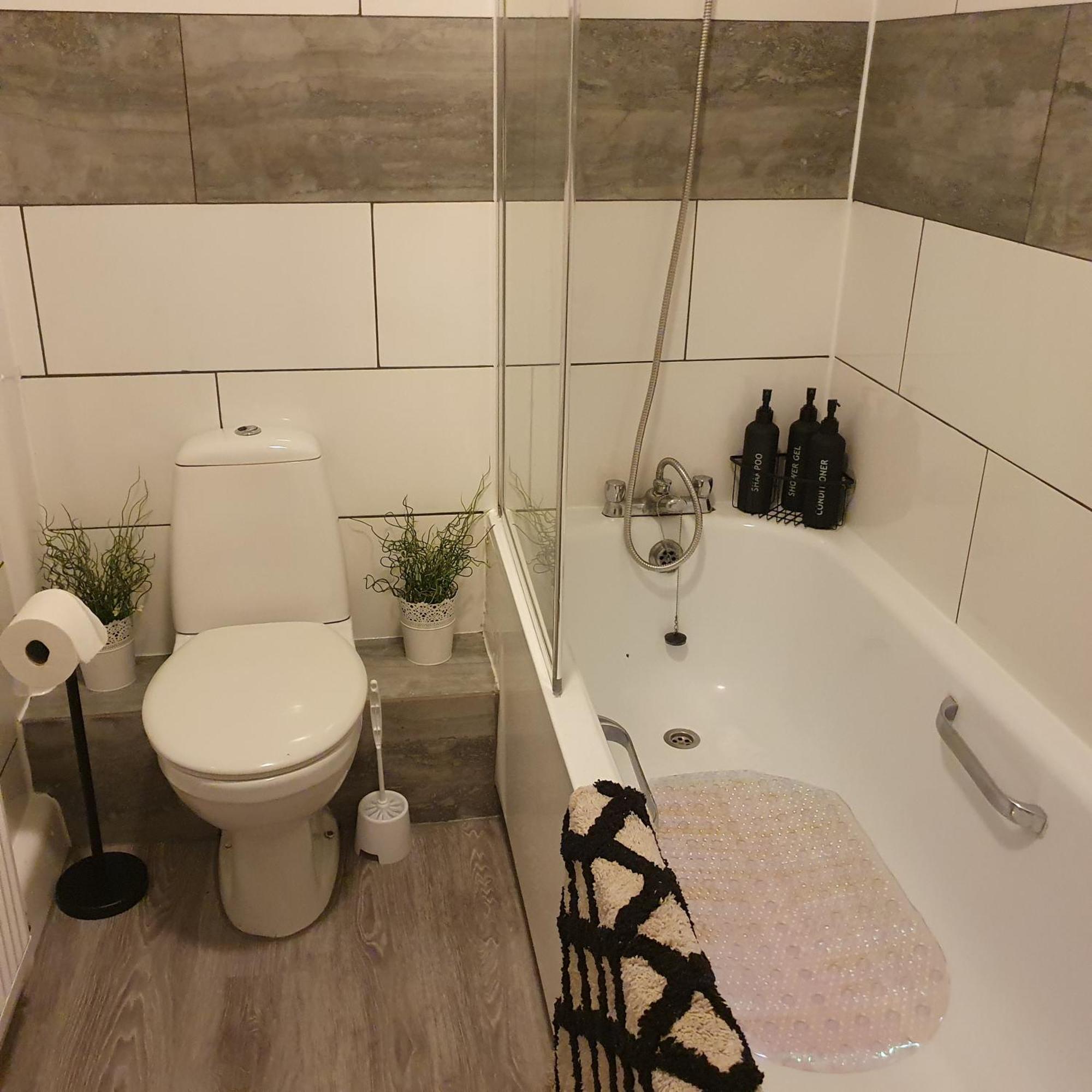 Yolo House Hotel London Ngoại thất bức ảnh