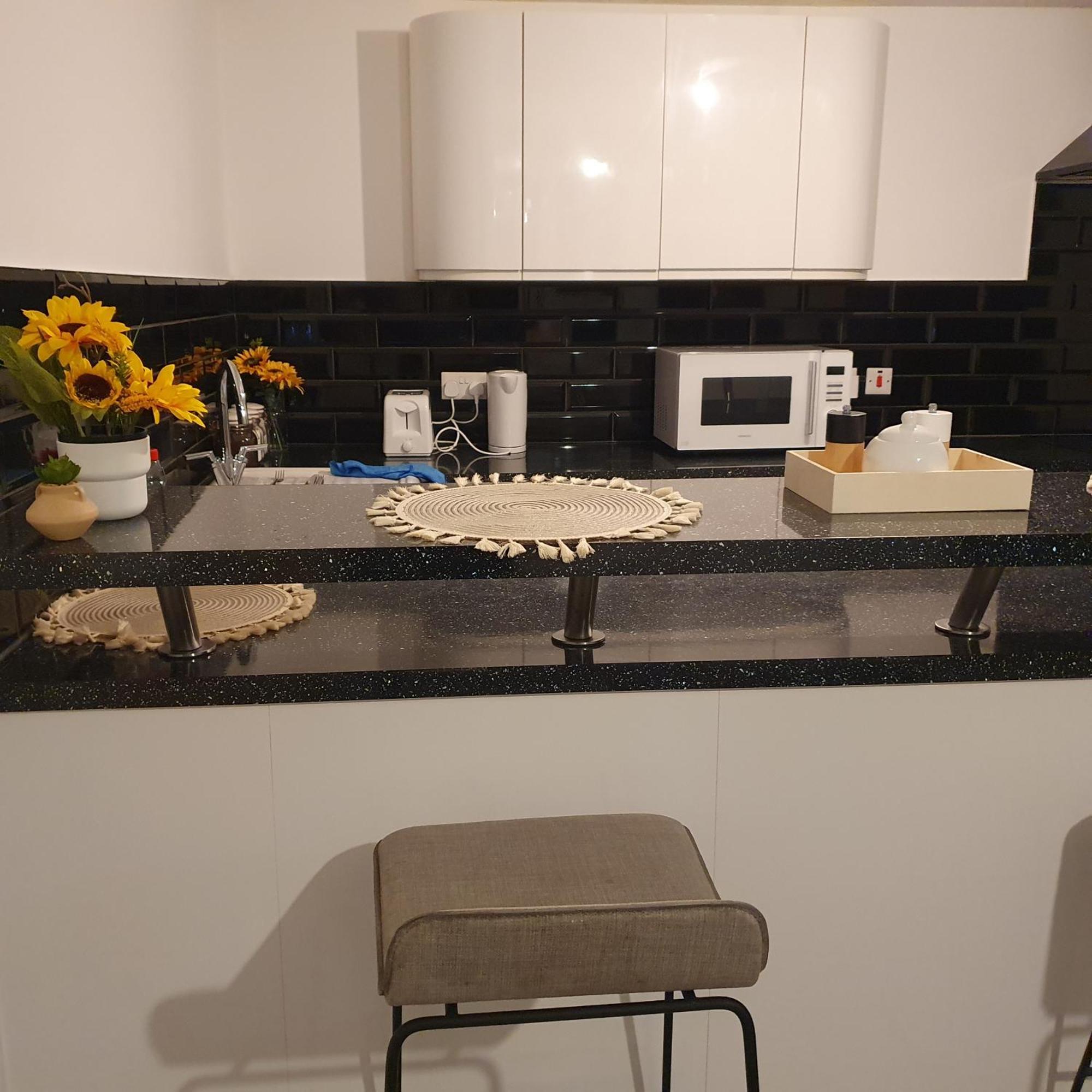 Yolo House Hotel London Ngoại thất bức ảnh